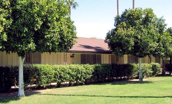 Primary Photo - College Avenue Apartments