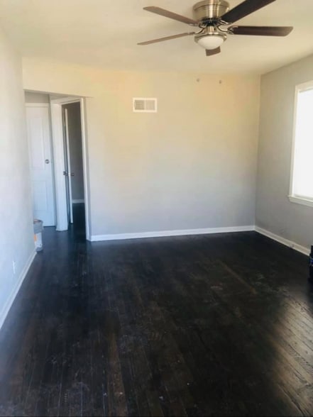 Building Photo - 4508 Askew Ave