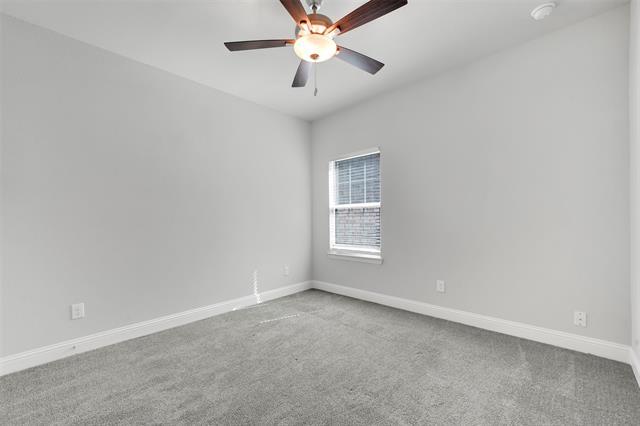 Building Photo - 260 Lakeside Dr