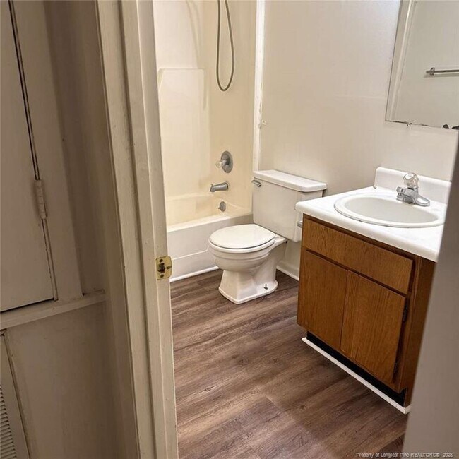 Building Photo - 6408 Starbrook Dr