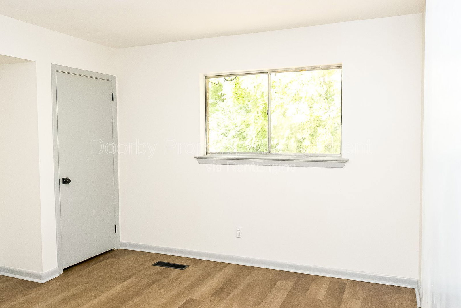Building Photo - 1300 Koblan Dr