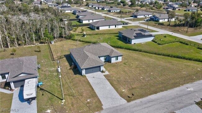 Building Photo - 862 Winwood Cir