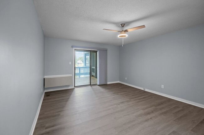 Building Photo - Water View Gem 2x2 Spacious Condo Fairfiel...