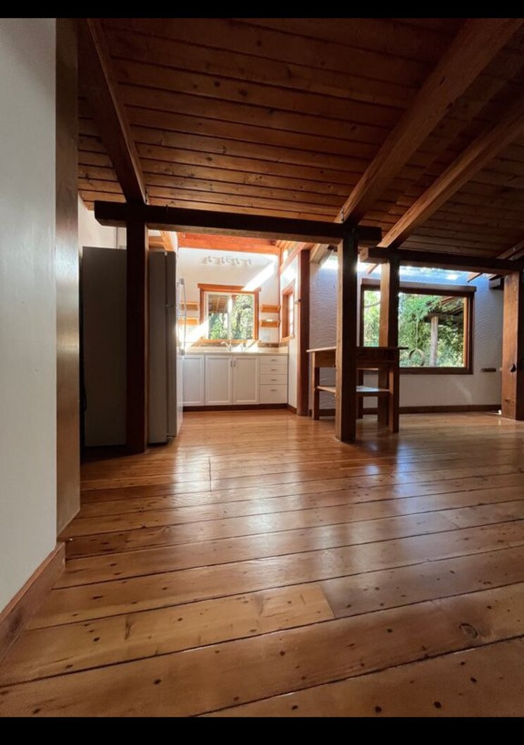 Building Photo - 1417 Old Topanga Canyon Rd