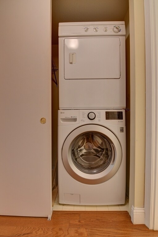 Building Photo - 15 Bower Rd