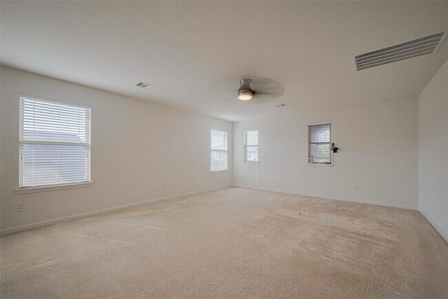 Building Photo - 19011 Tower Rose Ct