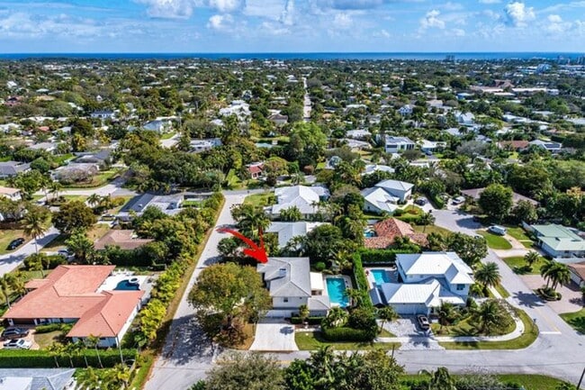 Building Photo - 518 Gardenia Terrace