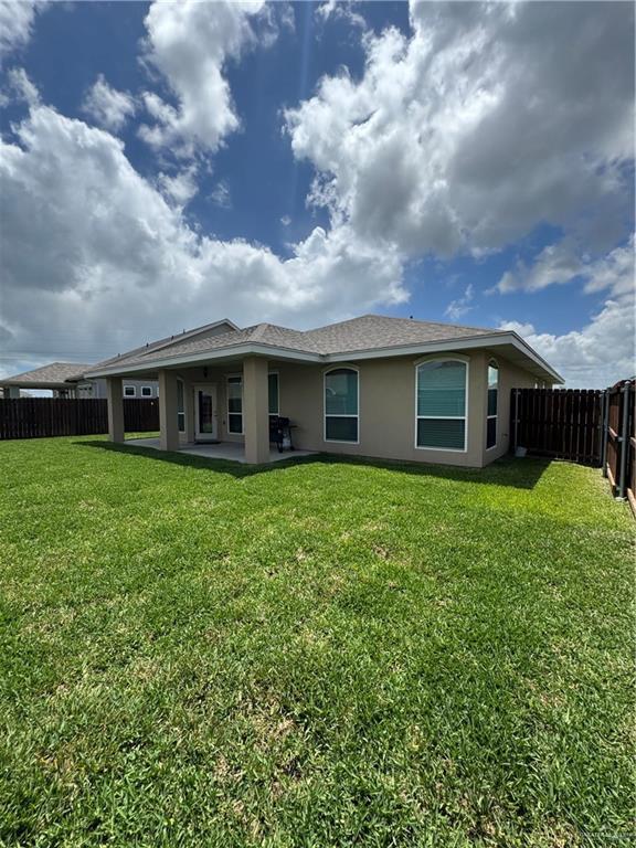 Building Photo - 19 Paso Dr