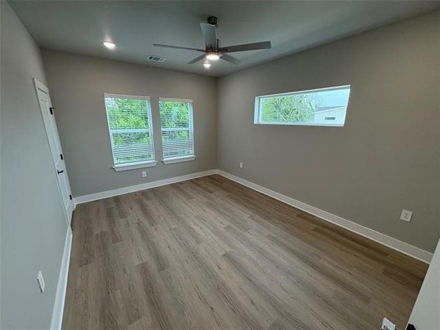 Building Photo - 422 S Lillian