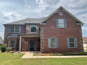Building Photo - 124 Avondale Dr