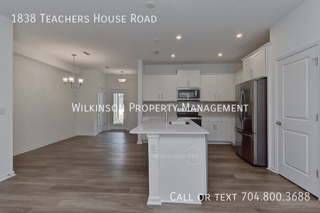 Building Photo - 1838 Teachers House Rd