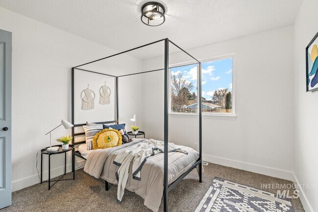 Building Photo - Remodeled Home in Kuna!