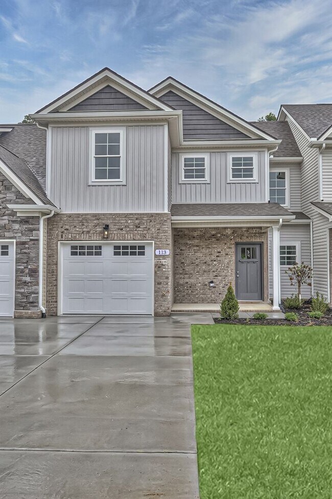 Building Photo - 1/2 OFF First Month!!...Beautiful 3 Bedroom Townhome in Manchester!