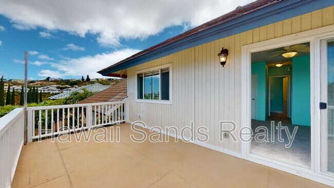 Building Photo - 92-331-331 Hookili Pl