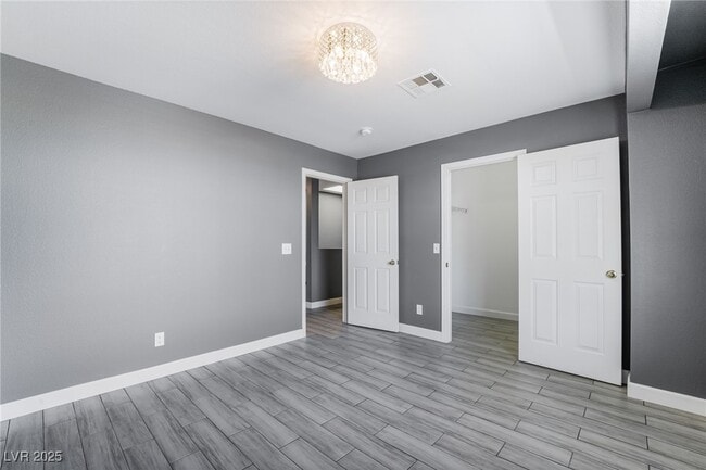 Building Photo - 683 Ambling Gait Ave