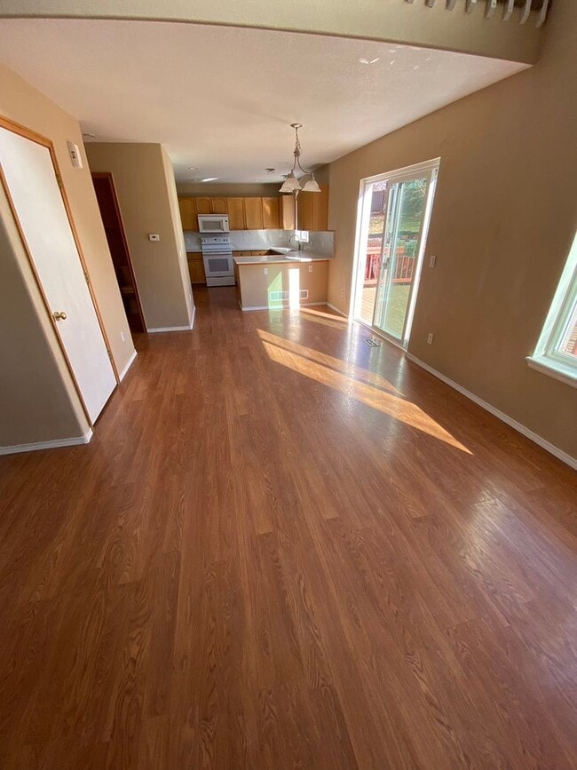 Building Photo - 3 bedroom 2 bathroom single family house in Highlands Ranch