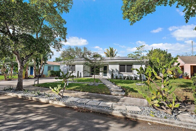 Building Photo - 253 Costello Rd