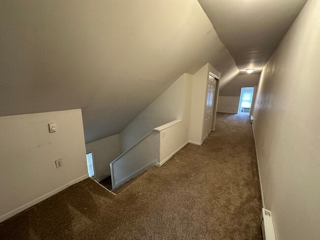 Building Photo - W 8th 417-419 NCR