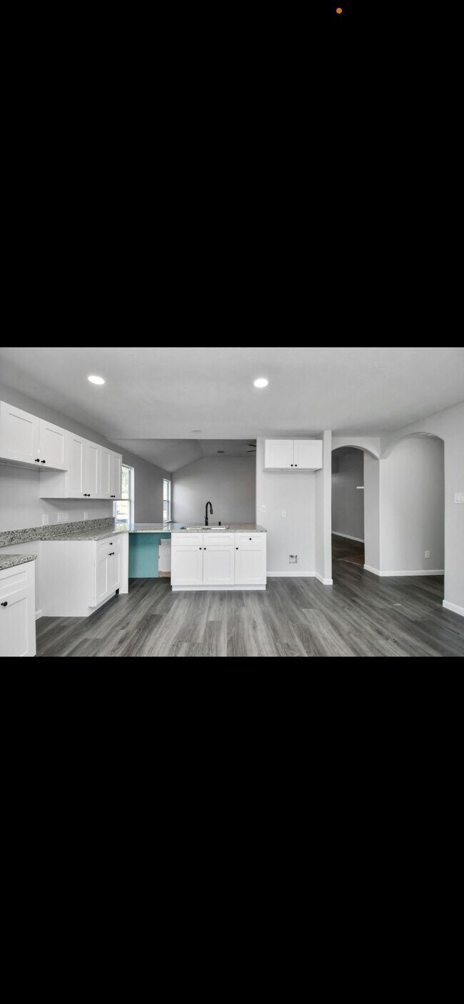 Building Photo - 21513 Ornella Cir