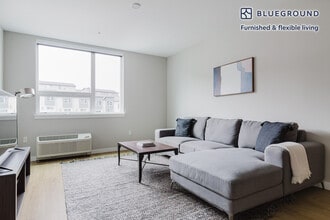 Building Photo - 13403 Newcastle Commons Dr