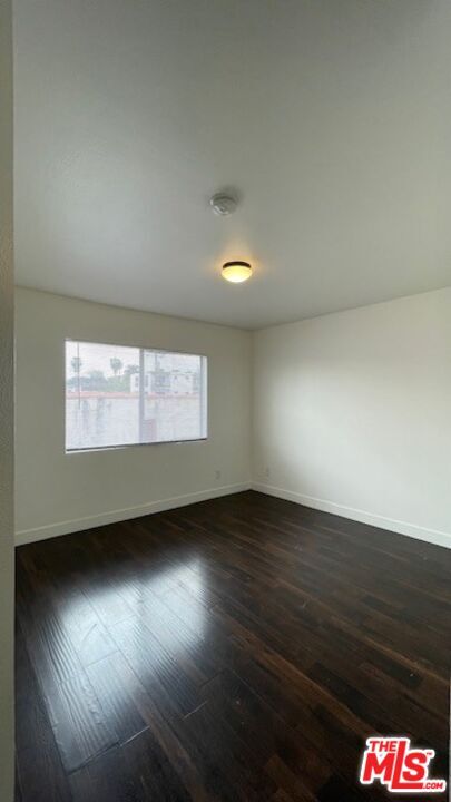 Building Photo - 639 Alexandria Ave