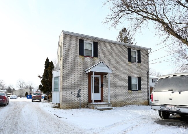 Building Photo - 7044-7198 Paxton Rd