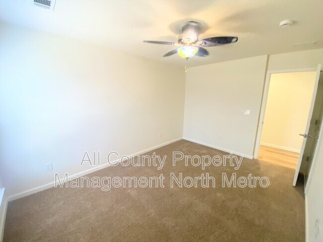 Building Photo - 4440 Azurite St