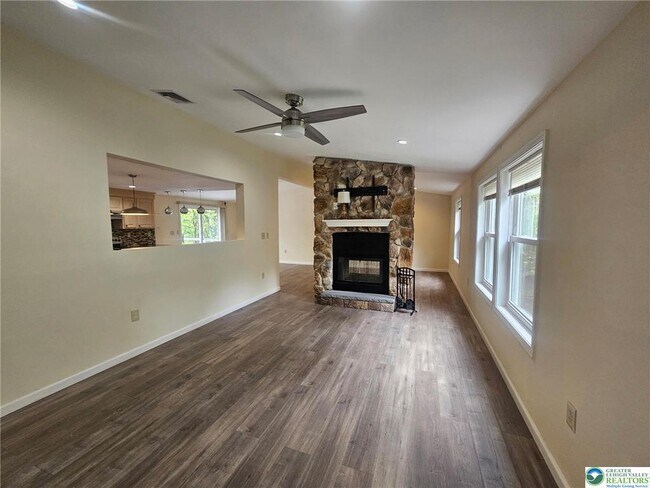 Building Photo - 9733 Cardinal Ln