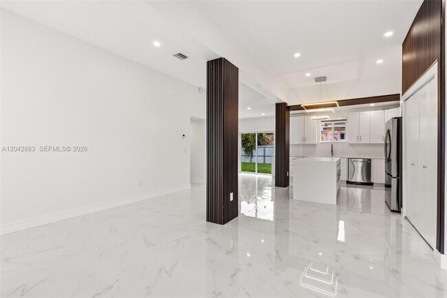 Building Photo - 14801 NW 5th Ave