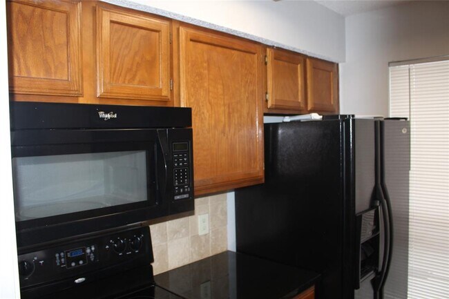 Building Photo - 2110 Rio Grande St
