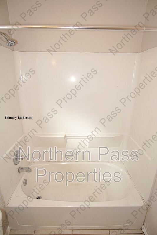 Building Photo - 11027 Sunshine Ct