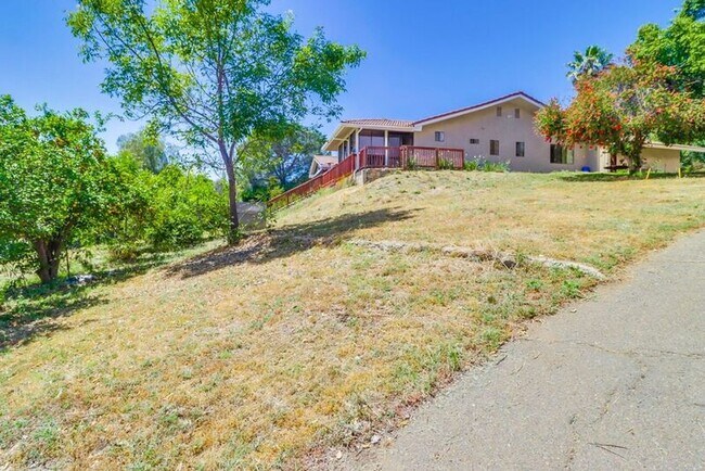 Building Photo - 3289 Altoro Ln