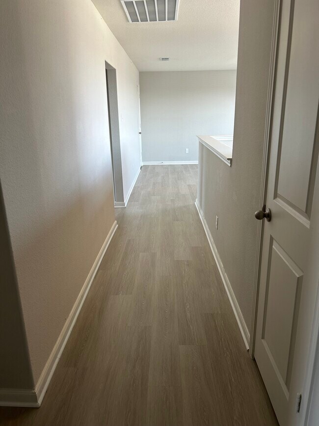 Building Photo - 1825 Liam Dr