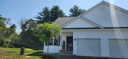 Building Photo - 25 Angel Pt Cir