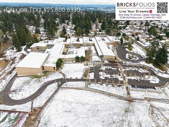 Building Photo - Your Perfect Home Awaits in Juanita, Kirkland