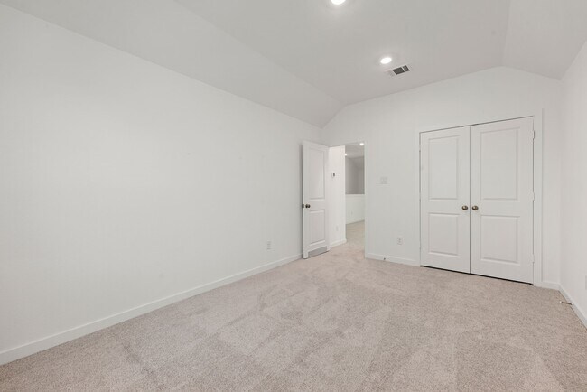 Building Photo - 6411 Symphony Wave Dr