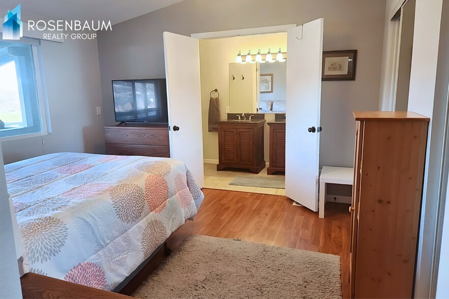 Building Photo - Stunning 2-bedrooms, 2-baths retreat in Prescott Canyon Estates (55+ Community)!