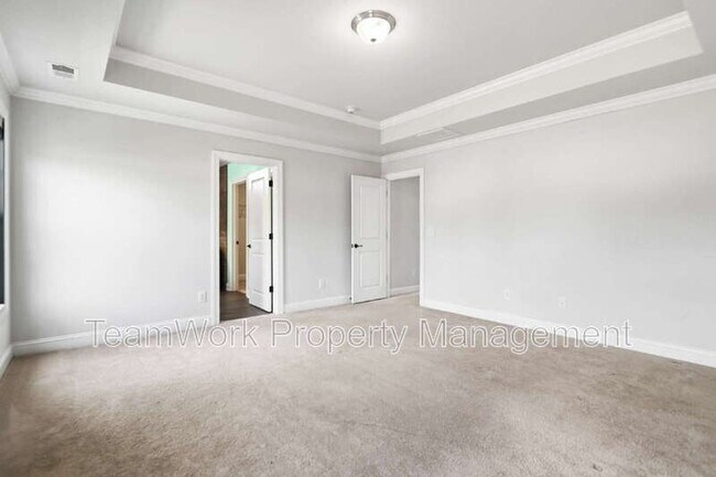 Building Photo - 233 Seaworthy St