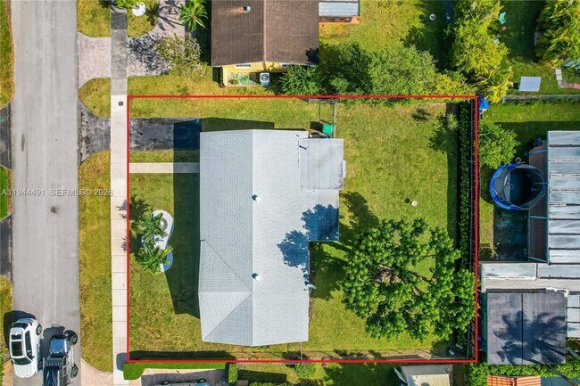 Building Photo - 5215 SW 128th Ave