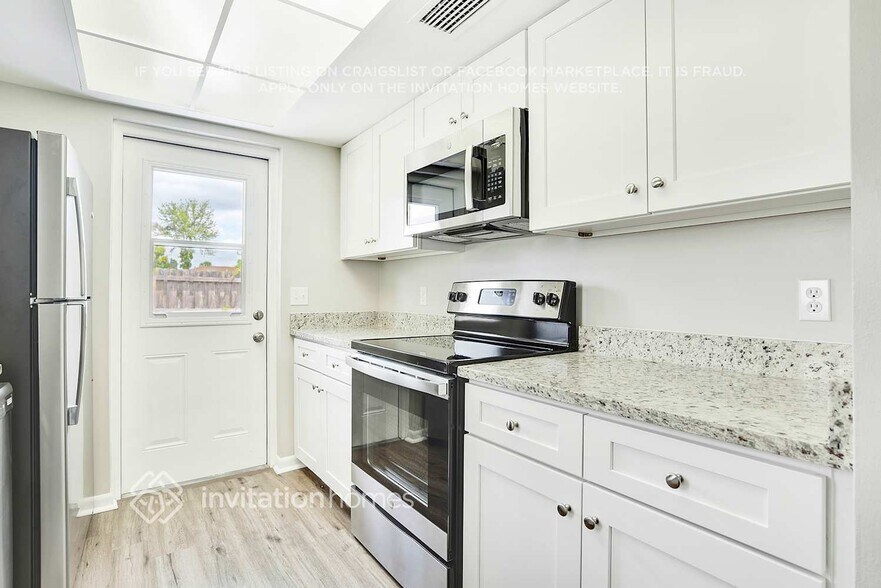 Building Photo - 213 Sweetgum Ct