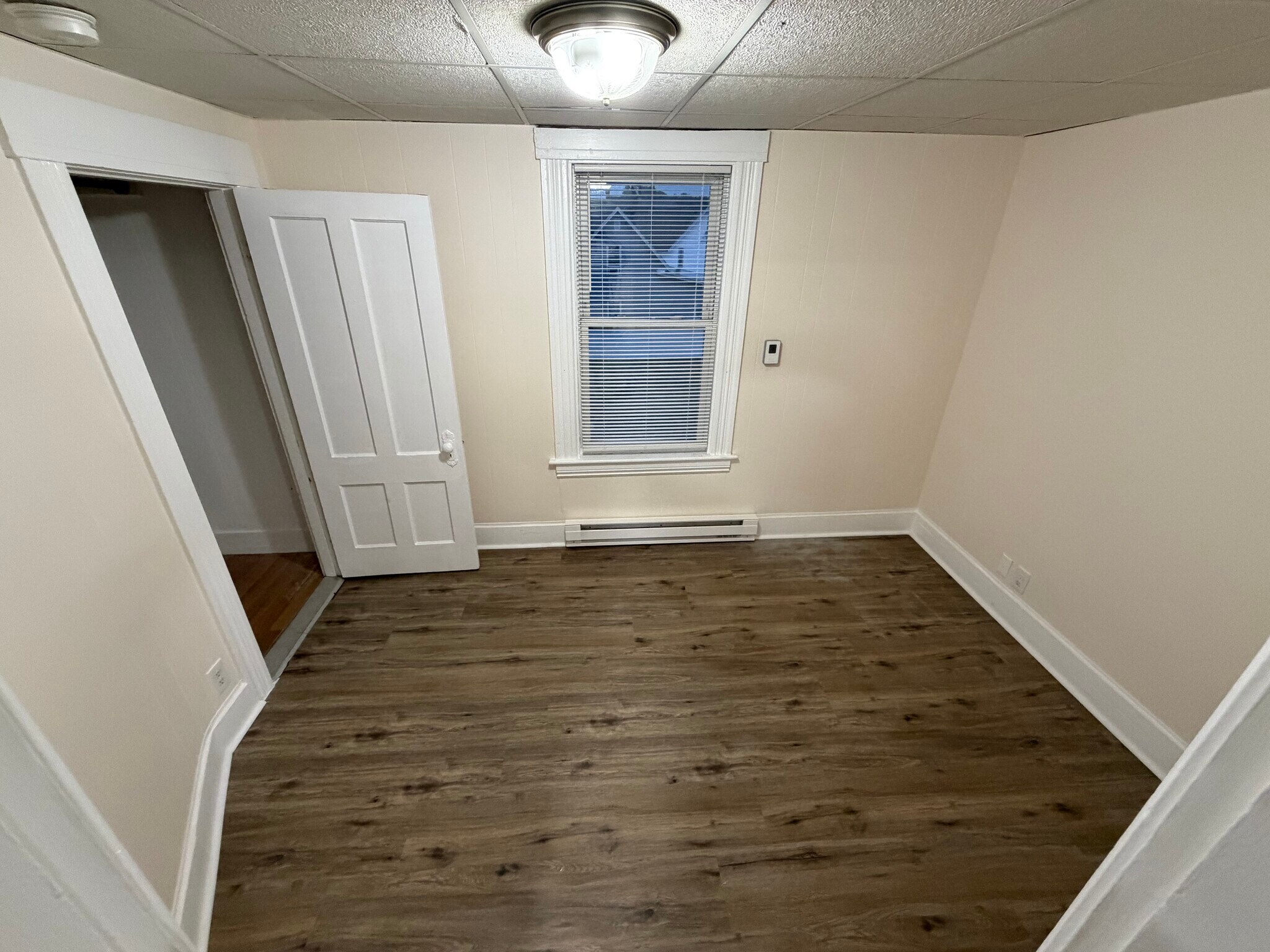 Building Photo - 478 Hevey St