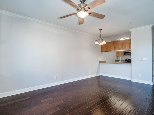 Building Photo - Upgraded 1BR Condo with Balcony & In-Unit Laundry in Downtown Gilroy