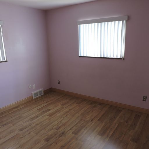 Building Photo - 1987 Vernier Rd