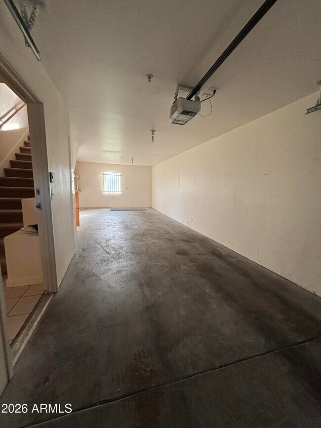 Building Photo - 4455 E Paradise Vlg Pkwy S
