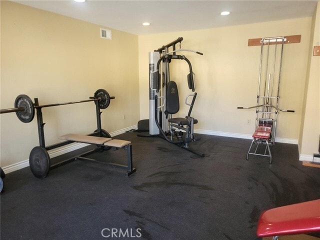 Building Photo - 147 S Poplar Ave