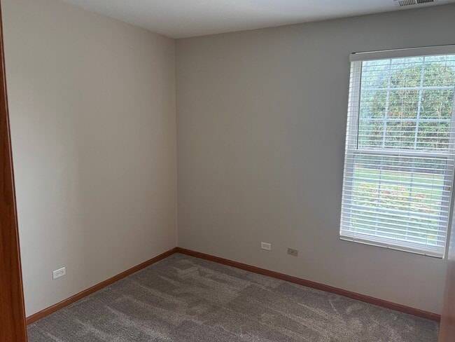 Building Photo - 5111 Freeport Ct