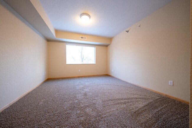 Building Photo - 16520 Tranquility Ct