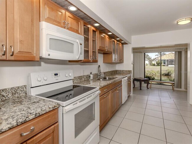 Building Photo - 268 Southampton Dr