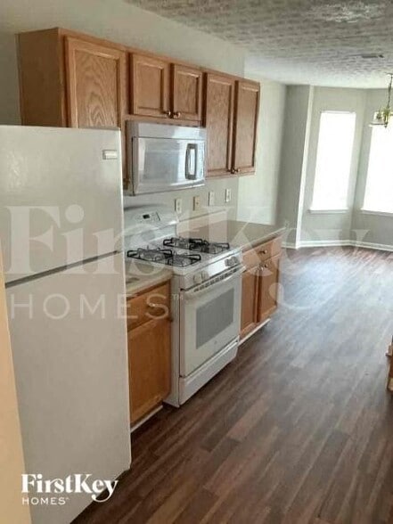 Building Photo - 3602 Coveside Ct