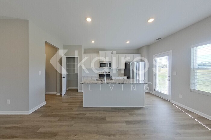 Building Photo - 862 Silent Barge Cv